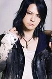 photo WhatsInJuly2013-10-VAMPS.jpg
