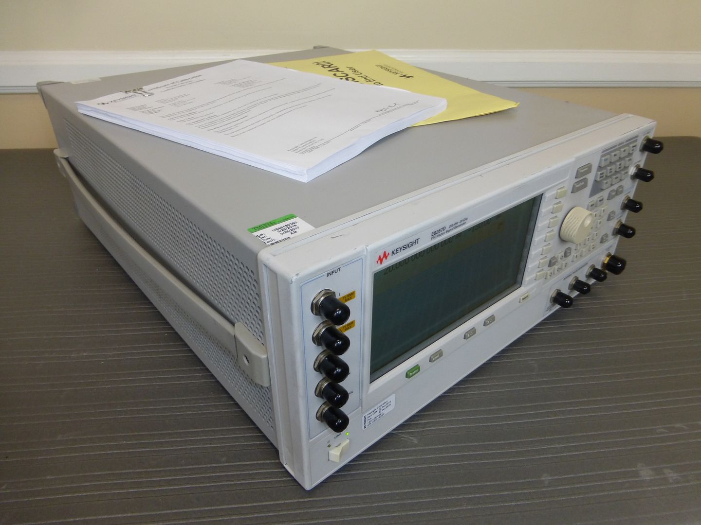 Keysight / Agilent E8267D 250 KHz To 20 GHz PSG Vector Signal Generator ...