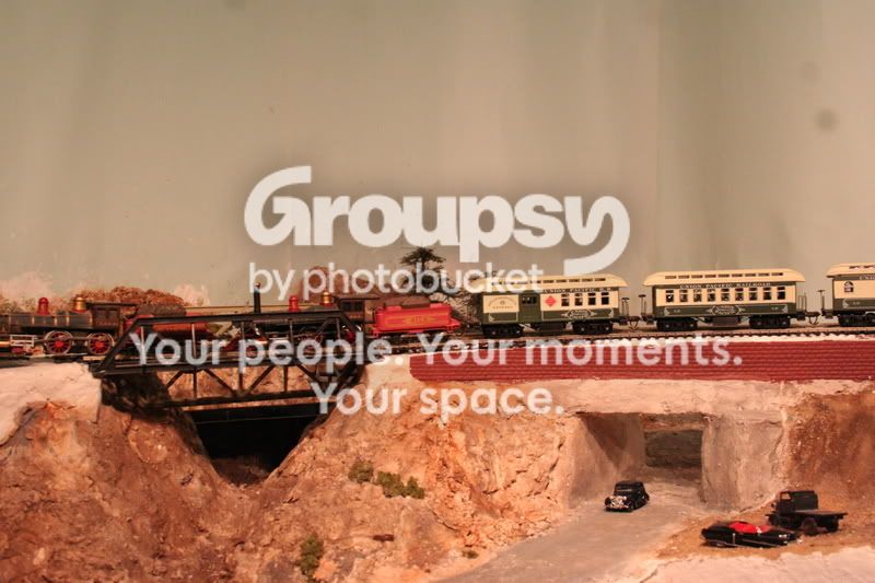 Hare Rabbit Railroad Layout Update 12-13-2007 | TrainBoard.com - The ...