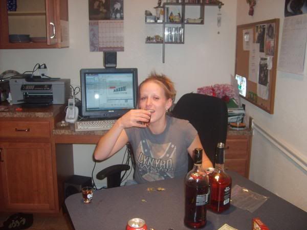l_cb7eba29e1d57620accb749adc007233.jpg