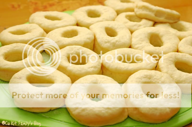 Bánh Donuts (cách 2) Donut01