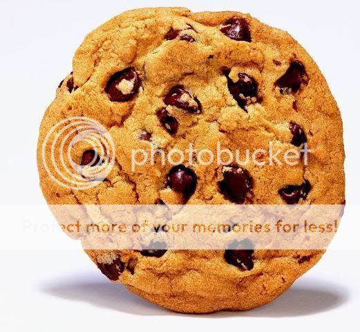 Ello~ :D Chocolate_chip_cookie