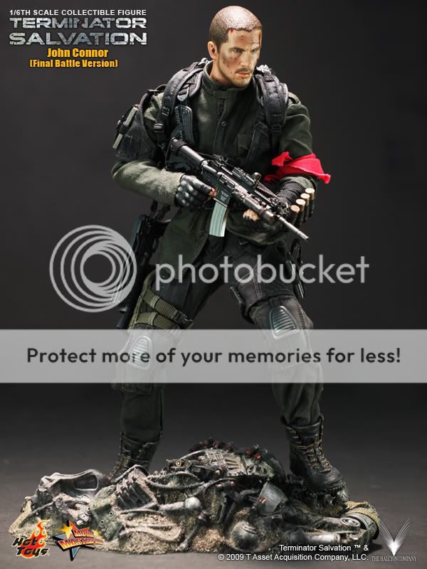 [Hot Toys] MMS111 - Terminator Salvation - John Connor (Final Battle Version) 3911015679_8ca2ae3c59_o