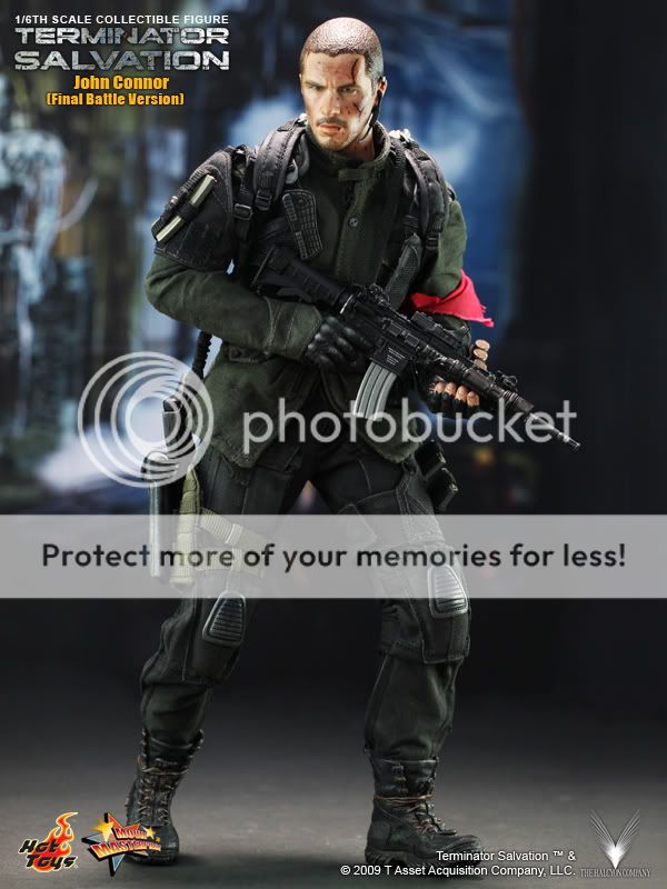 [Hot Toys] MMS111 - Terminator Salvation - John Connor (Final Battle Version) 3911792404_63e7834c6c_o