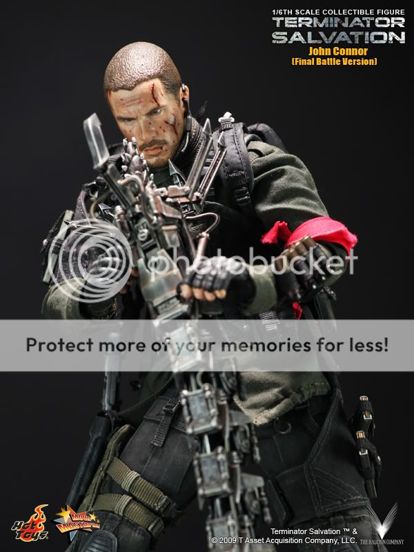 [Hot Toys] MMS111 - Terminator Salvation - John Connor (Final Battle Version) 3911801492_6d0c596579_o