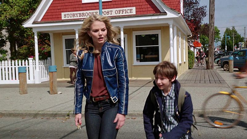 Episode 1.04, The Price of Gold photo c_ouat0104br-0572_zps82138158.jpg
