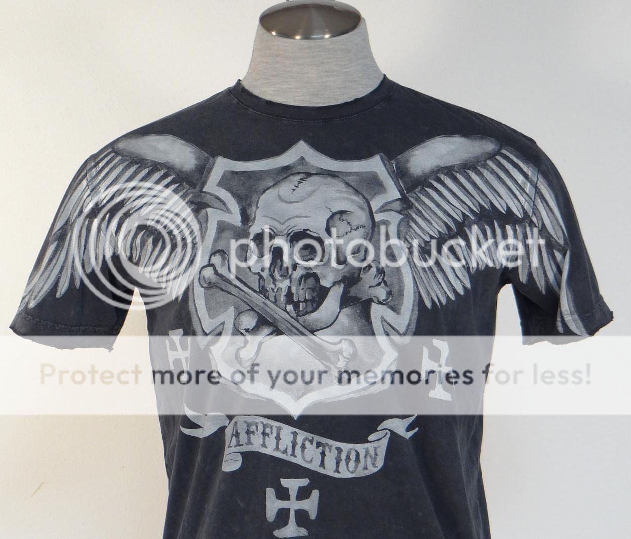 Affliction Vintage Distressed Tattoo Skull Graphics Tee T Shirt Mens