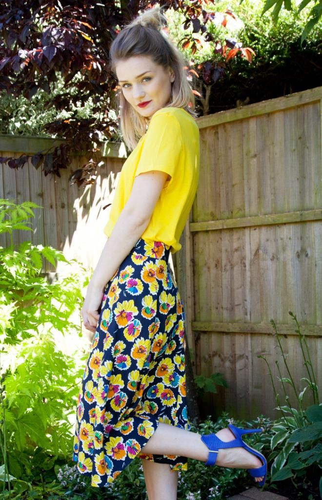 photo yellowtee4_zps25b6c931.jpg