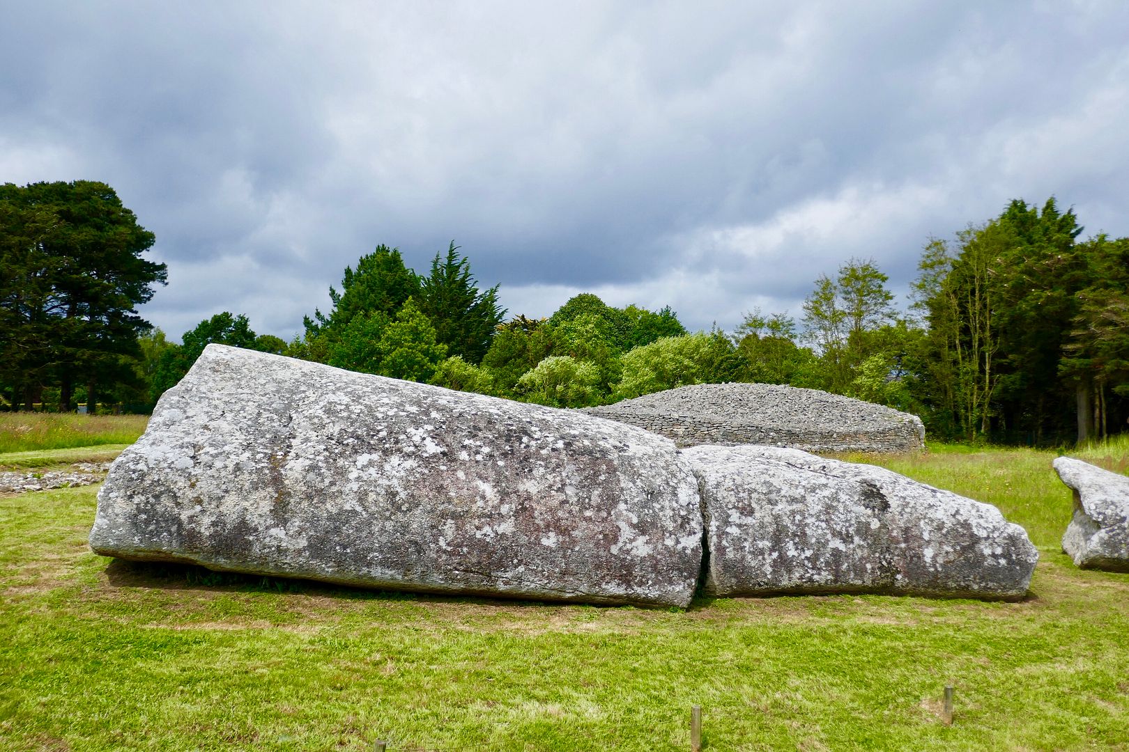 Grand Menhir und Dolmen photo 7B18904D-A9B0-4E81-A1B2-EC8108993D80_zpsiktimm2f.jpeg