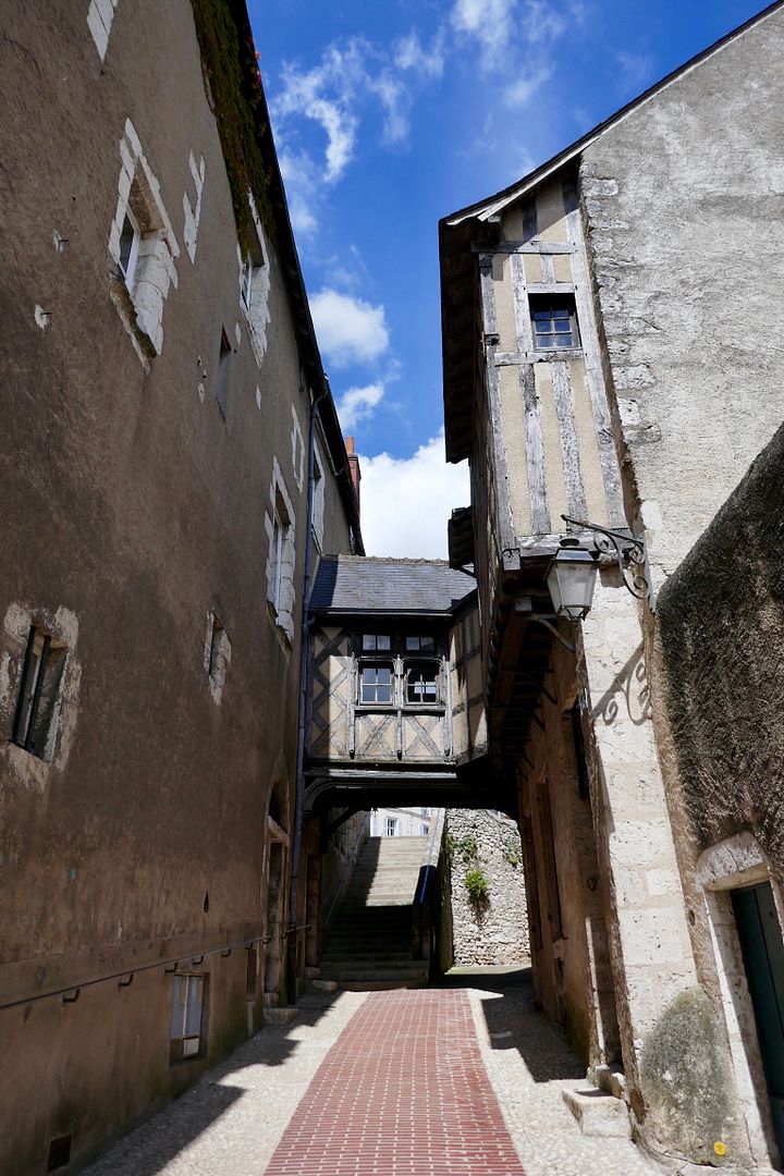 Gasse Blois photo 5C917B0C-32A2-4FBE-8E1A-D97814D9C46A_zpsfis9rsz9.jpeg