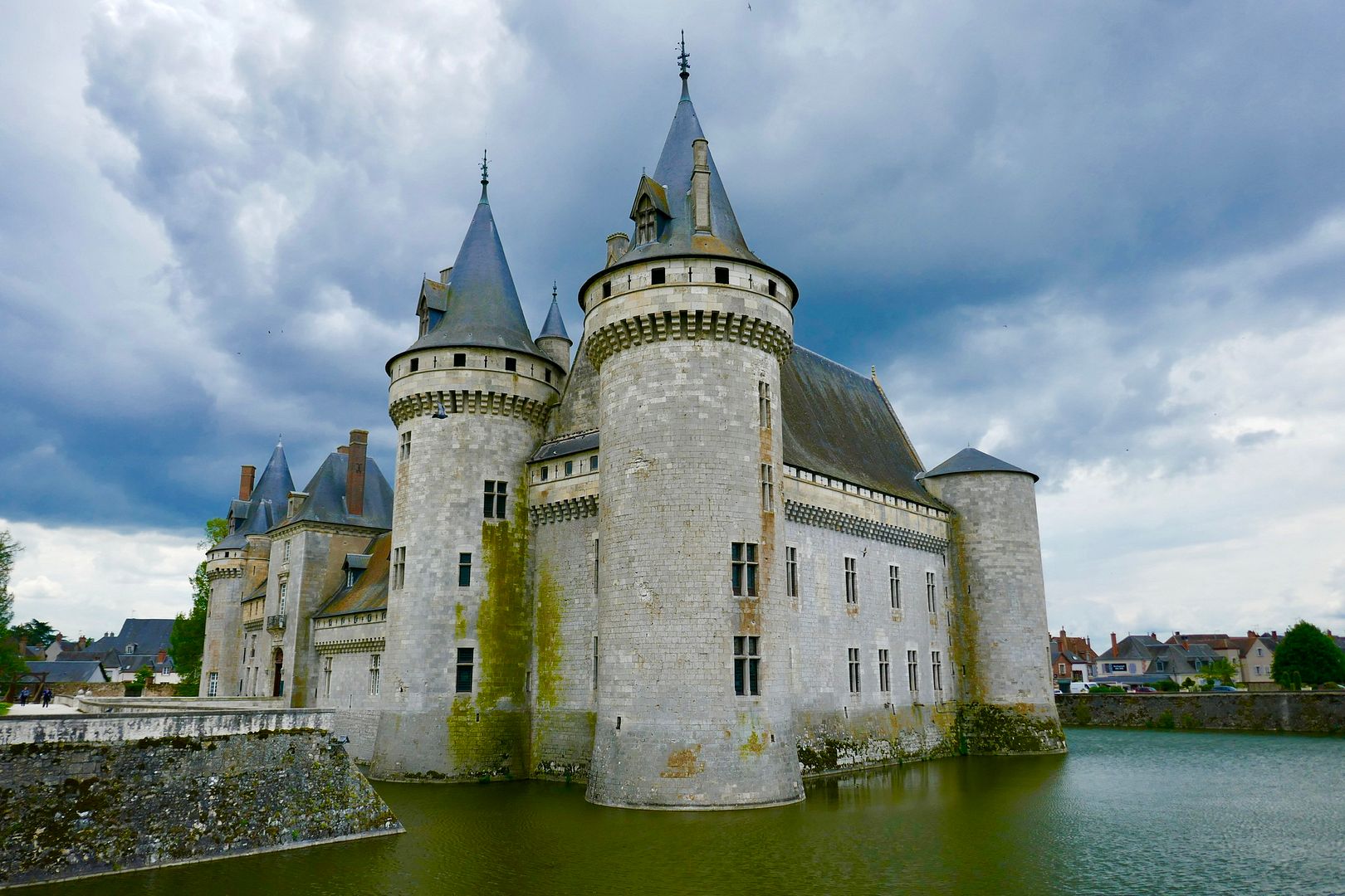 Sully sur Loire photo 68A71F07-B91E-4288-B55C-1552EC40C53E_zpsjs371y91.jpeg