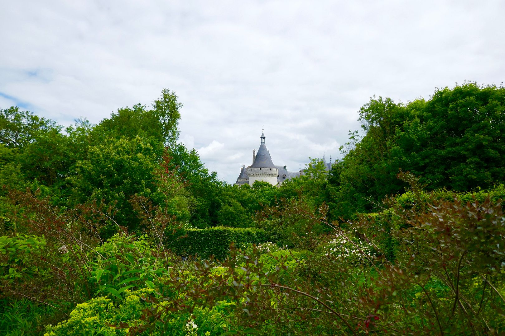 Gartenblick auf Burg Chaumond photo EB24A8A9-D43C-43E4-944B-760B18BE7914_zpsuclrm5wg.jpeg