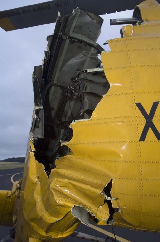 Accidentes - Accidentes de Aeronaves (Militares). Noticias,comentarios,fotos,videos.  - Página 3 Rescue137_4