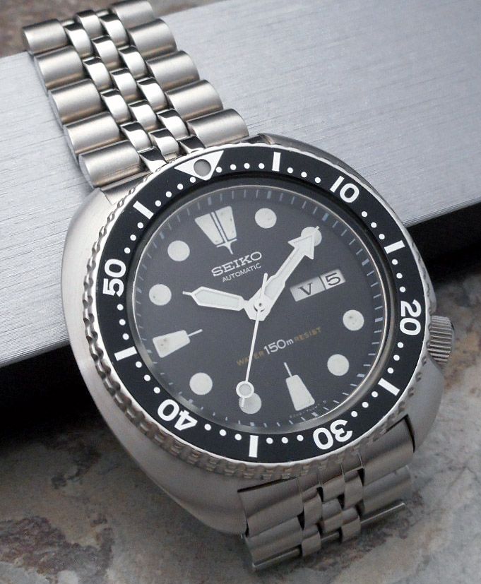 SOLD. Seiko 6309-7049 from 1983 on jubilee. Serviced. Final reduction ...