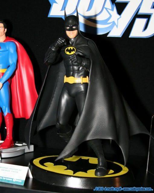 Batman Michael Keaton Statue DC Comics IMG_7619
