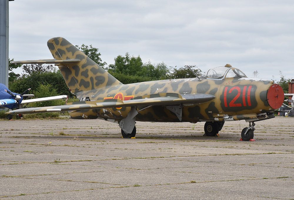 https://img.photobucket.com/albums/v165/YakRider/June%20and%20July%202019/MiG-1000_zpslgv8ybo3.jpg