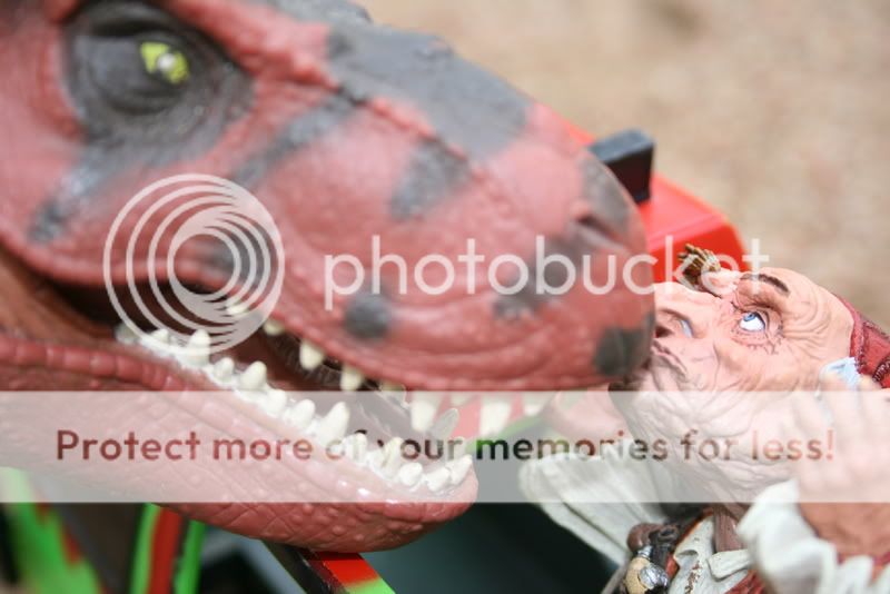 Quand Hoggle rencontre Cinoque, Jurassic Park, Fabuland... IMG_4233