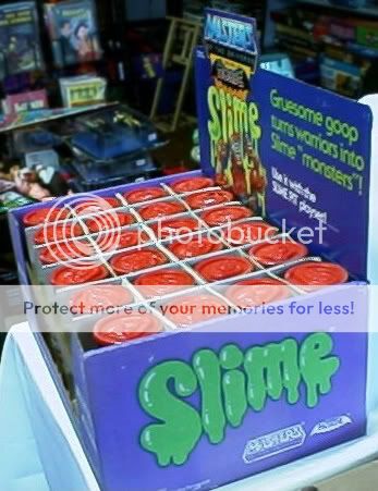 slime - [dossier] Le SLIME à travers les gammes de jouets ! HemanDisplaySlime1b