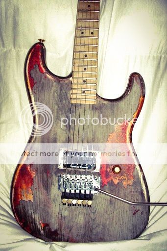 charvel%20partscaster%20relic_zpso5qenny3.jpg