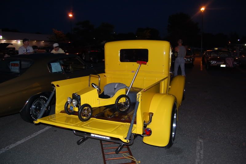 flanders-yellowtruck-july08.jpg