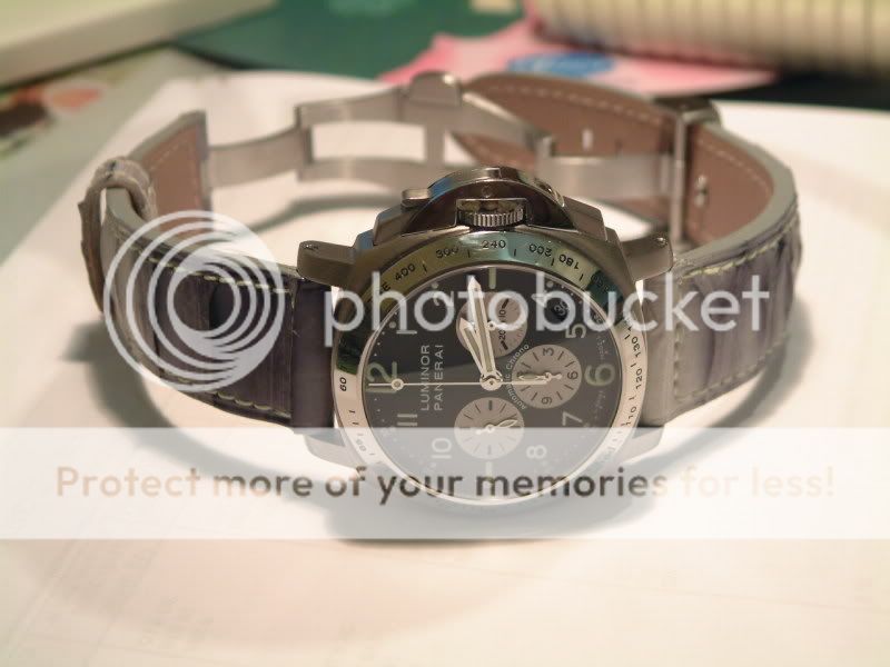 Panerai et les calibres. Photofin2004126