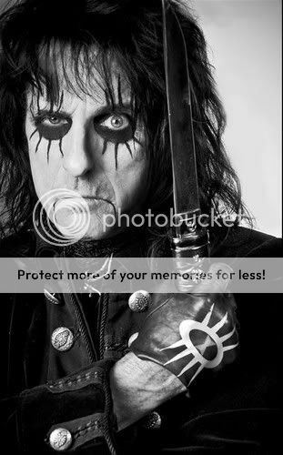 Alice Cooper & Throwing Knives 500full