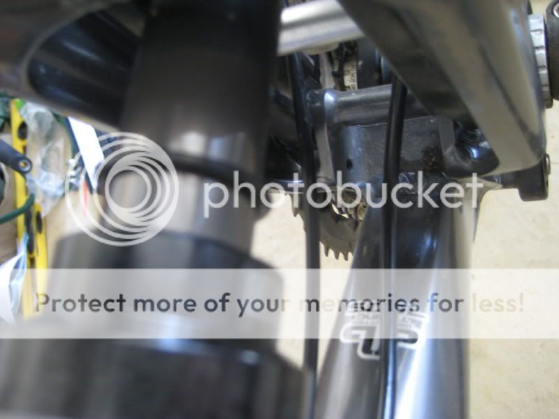 Should my rear shock be leaking oil? Mountain Bike Reviews Forum