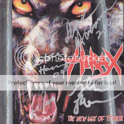 Signed stuff - Page 4 Hirax_naot_signed