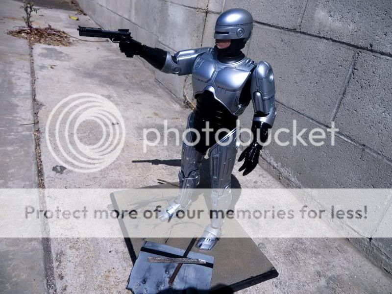 [Enterbay] HD Masterpiece: Robocop 3 - 1/4 scale - Página 3 IMG_0533_zpsa08d7643