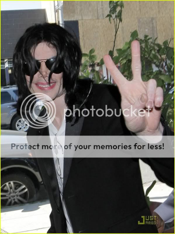 Nuove foto di Michael Jackson: shopping a LA 02