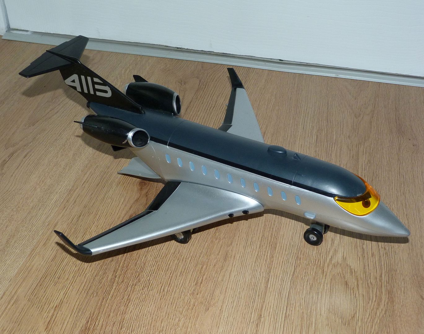 ️ DISNEY PIXAR CARS 2 - Lovely LARGE SIDDELEY SPY JET PLANE TOY (RARE ...