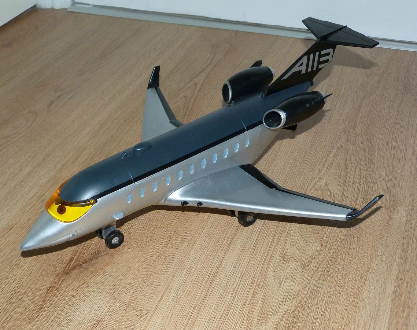 ️ DISNEY PIXAR CARS 2 - Lovely LARGE SIDDELEY SPY JET PLANE TOY (RARE ...