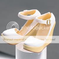 Collections de chaussures CCS 2606722