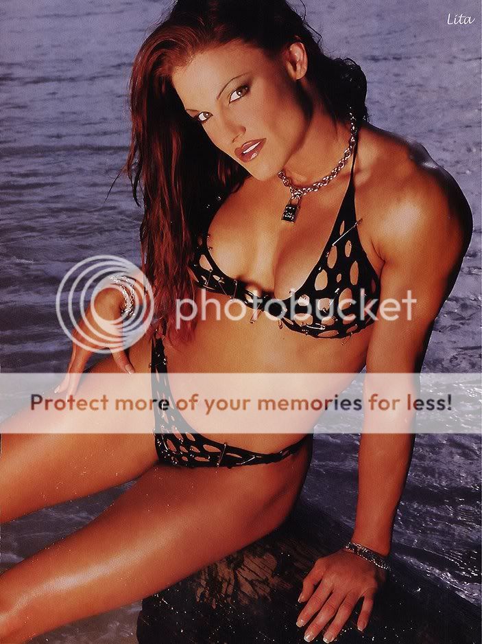 Lita - veeela obrazkov SKS-WWE-Divas-2002-Lita-009