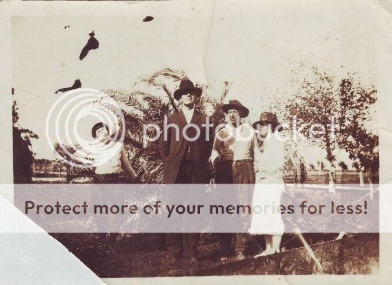 Album de Fotos REH-young3-GalvestonFeb1918-front