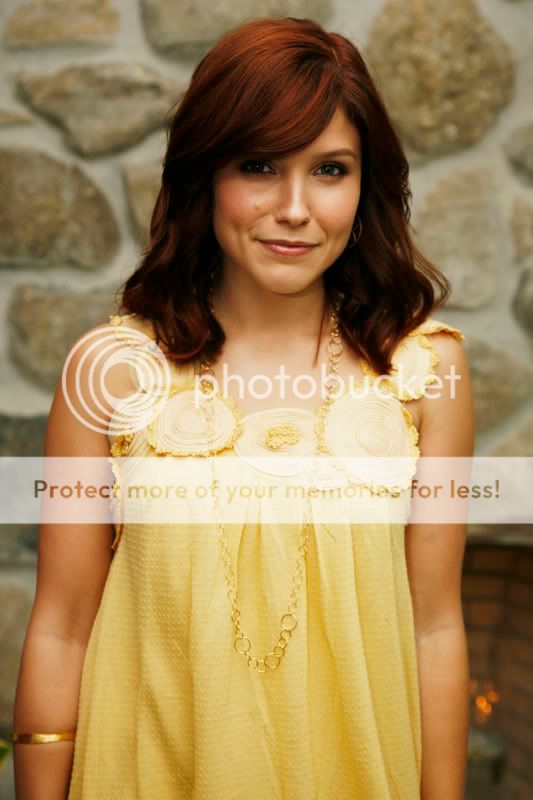 The official Sophia Bush photo thread - Page 2 030-1