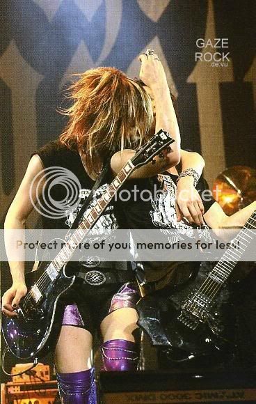 photo Aoi et Uruha Gazette-UruhakissAoi01