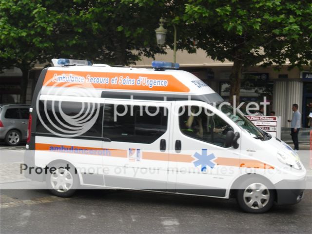 Ambulances privées en France SAM_0398