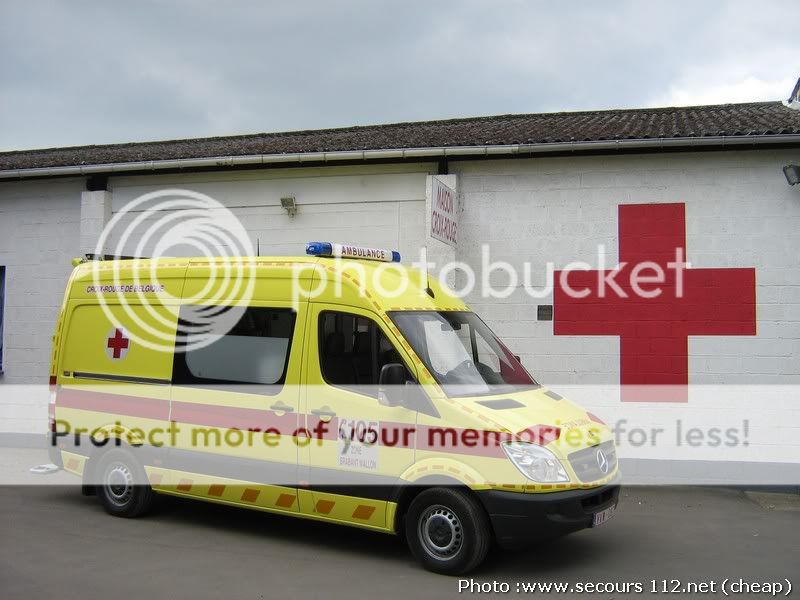 Croix Rouge : Nouvelle Mercedes Sprinter médicalisée à Ottignies IMG_2169