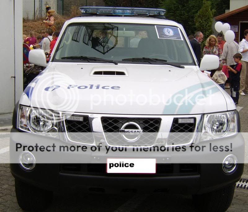 les 2 nouveaux vehicules de la police de mouscron Vehiculedepolice1