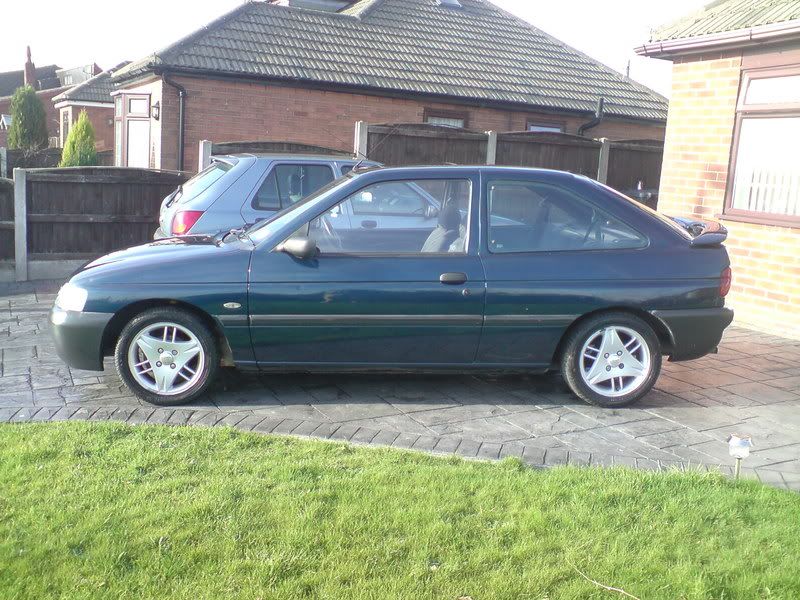 my car is nearly road worthy 026
