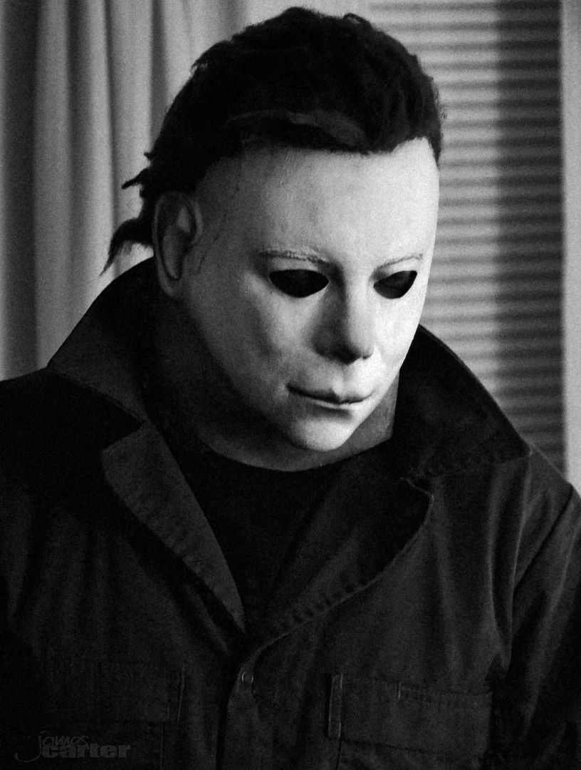 10/11/2011 PICS of the day - Michael-Myers.net