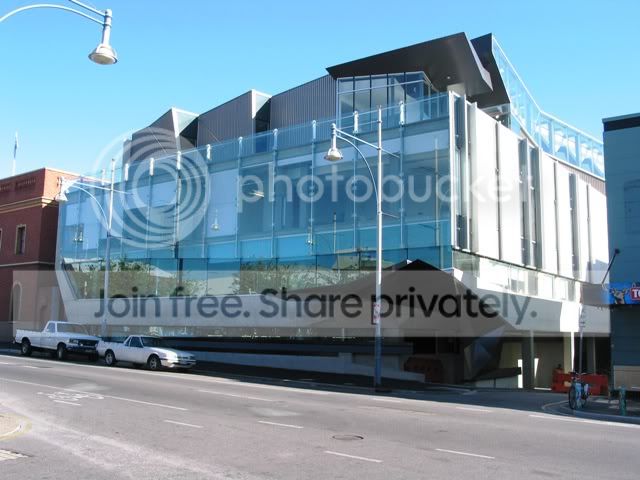 UniSA19-3-1.jpg