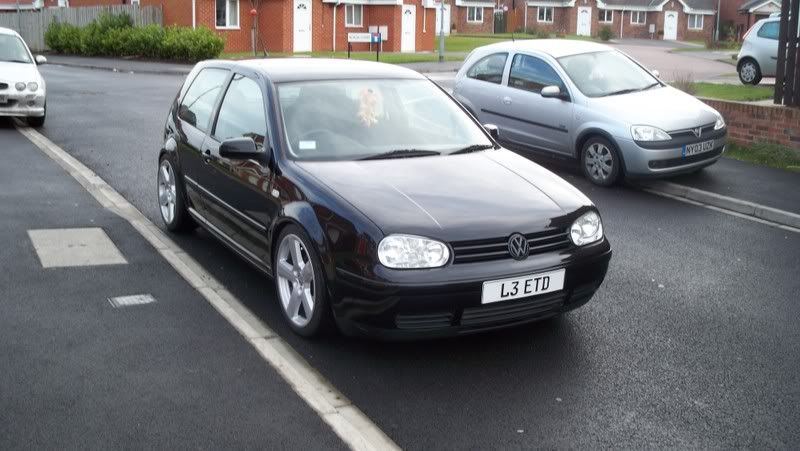 My MK4 Story - new wheels - weve gone wiiiiiddddddeeeee baby 100_0097