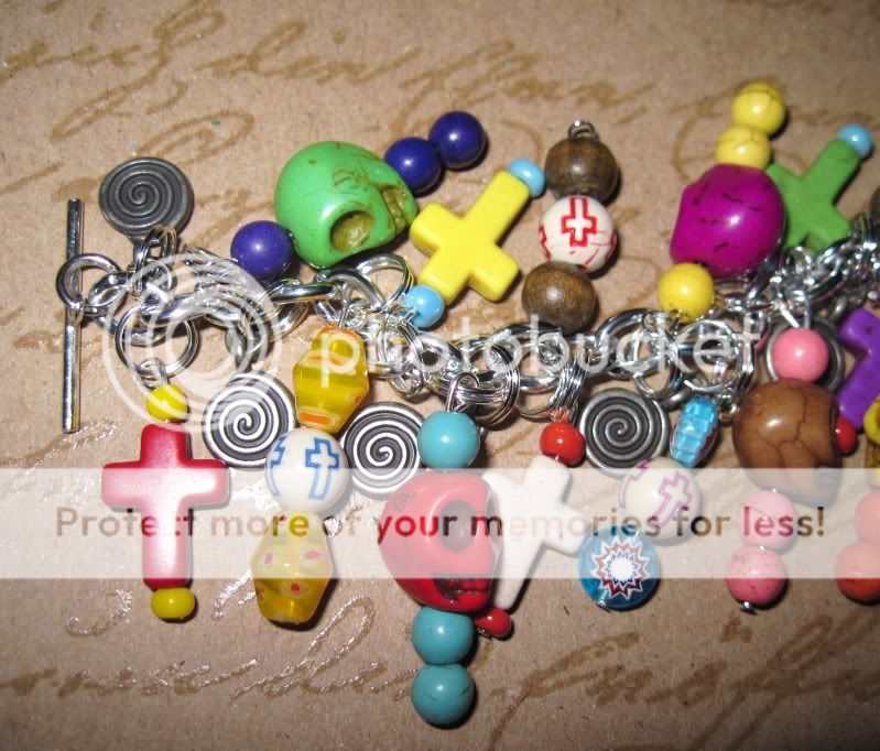 Here is a one of a kind sugar skull charm bracelet This wonderful 