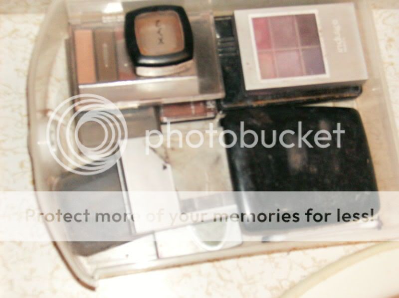Your Makeup Collection :D - Page 9 Maekupeyes