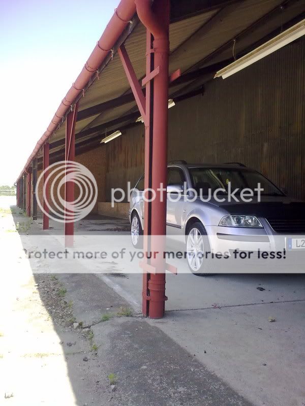 Project Varient - Silver Passat Wagon 31052009069