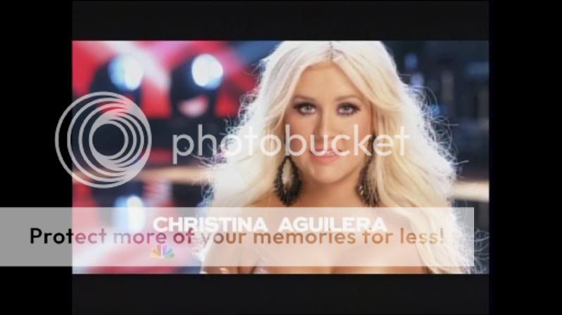 [Video] Christina en nuevo comercial de "The Voice 2" Capture_20111122_041132