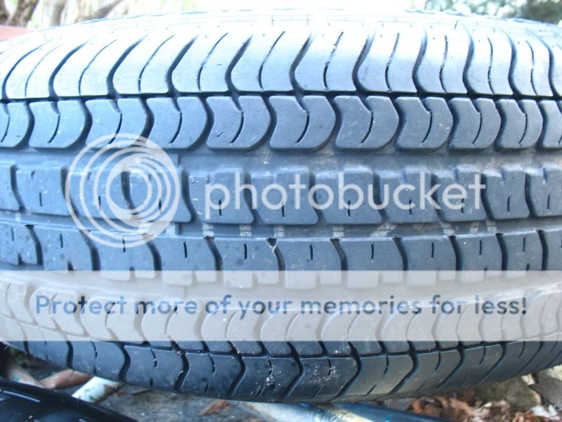 Feeler: 5 Buick Roadmaster Sedan alloy wheels and tires IMG_1322
