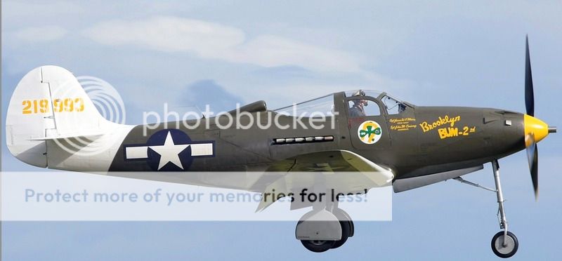 P-39Q Airacobra – Kitty Hawk – 1/32. Logements de roues P-39%20132%20best